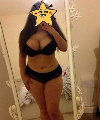 Лариска, 27 лет, 1 размер груди